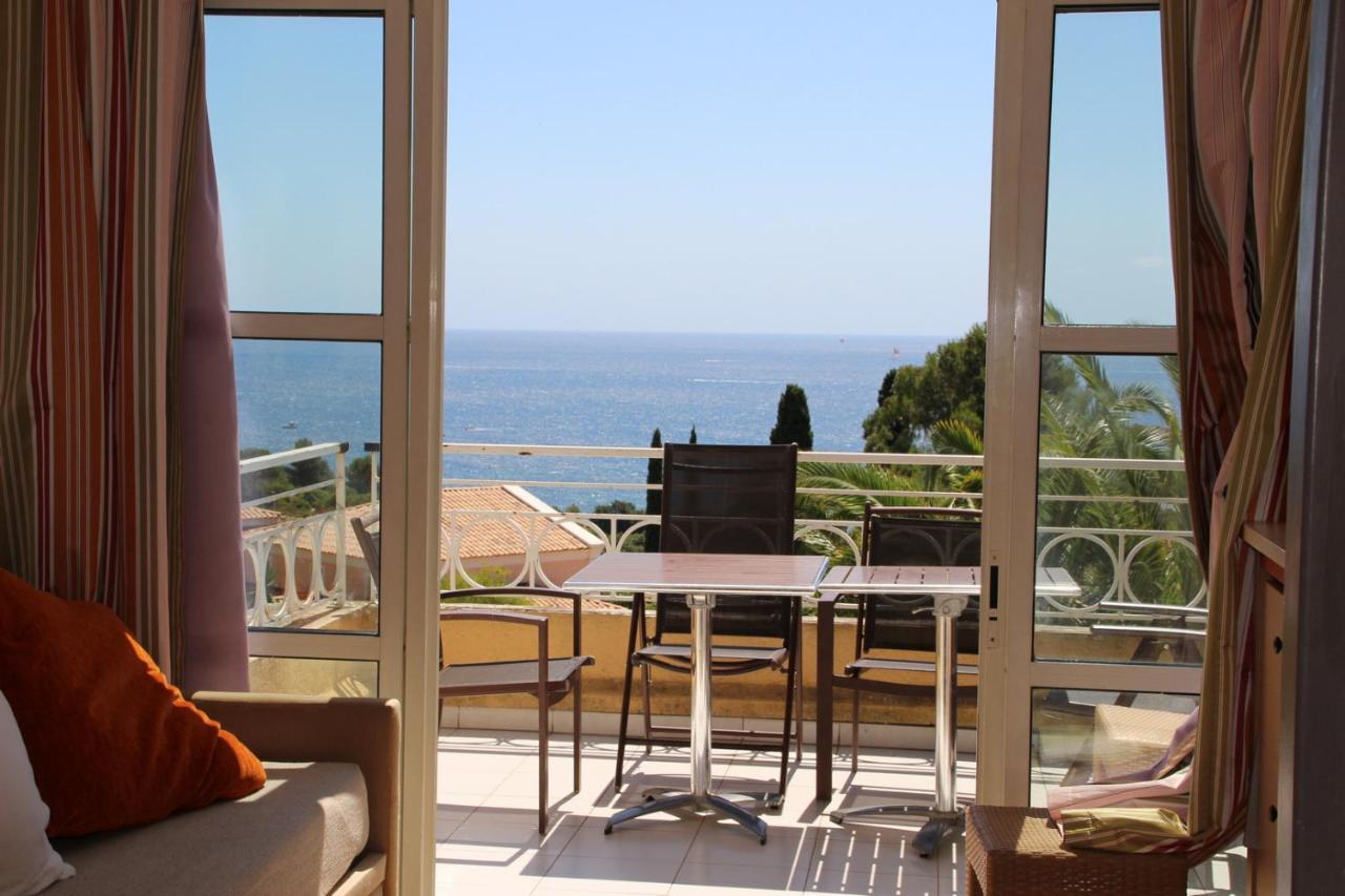 Superbe Appartement Avec Vue Mer Et Piscine Saint-Raphaël Eksteriør billede