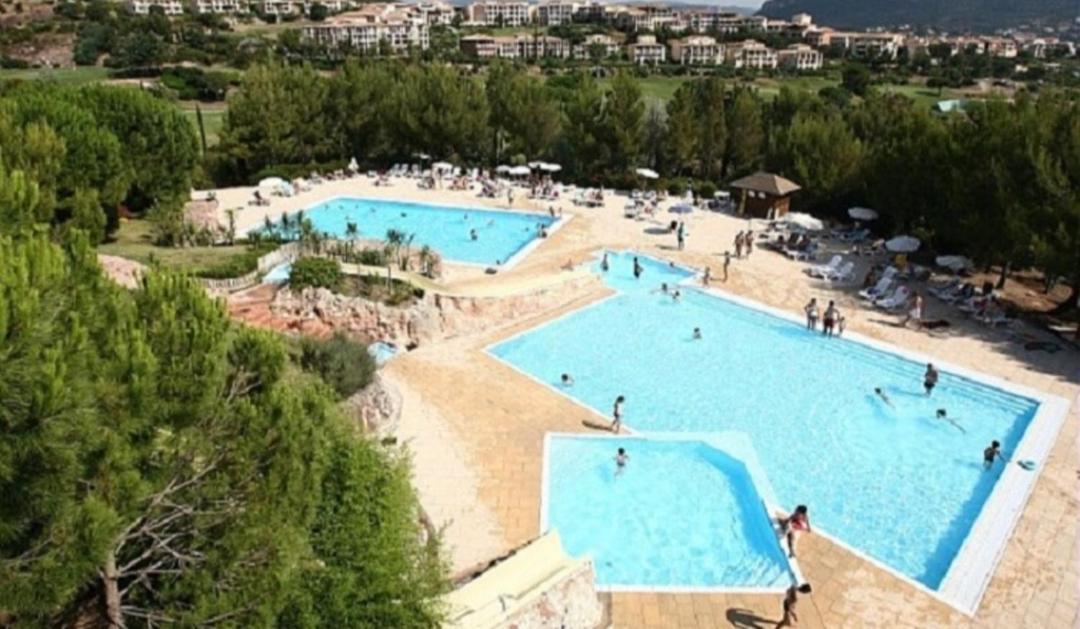 Superbe Appartement Avec Vue Mer Et Piscine Saint-Raphaël Eksteriør billede
